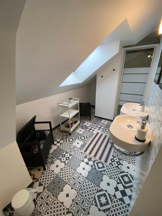 Appartement hyper centre cathédrale avec parking gratuit Amiens Exterior foto